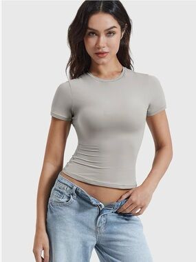 Women Grey Short Sleeve Top Baby Top Spandex and Polyester size small